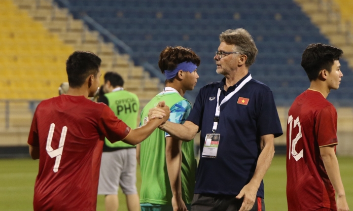 HLV Troussier 'chấm' cầu thủ từng bị FIFA cấm trên toàn cầu vì bán độ cho SEA Games