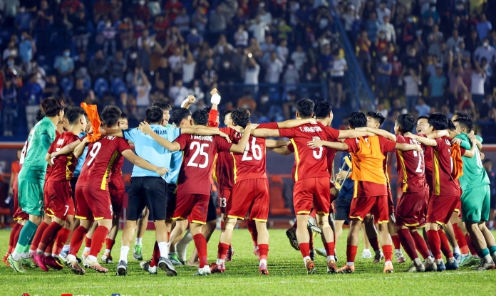 VFF thành lập hai đội tuyển U23 Việt Nam khác nhau, do 2 HLV dẫn dắt