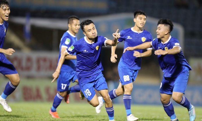 Hồi hộp đợi đội thăng hạng lên chơi V-League
