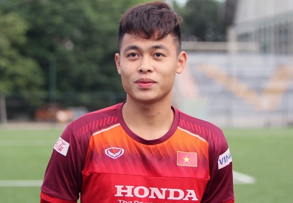 Tân binh ĐT Việt Nam chia sẻ bất ngờ về Văn Toàn