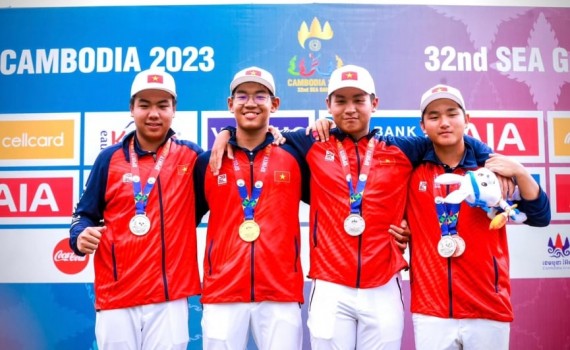 VĐV 15 tuổi nhận 'quà khủng', sang Mỹ sau HCV SEA Games lịch sử
