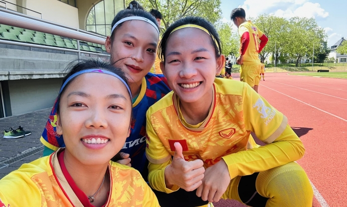 Huỳnh Như khiến CĐV phấn khích tại Đức