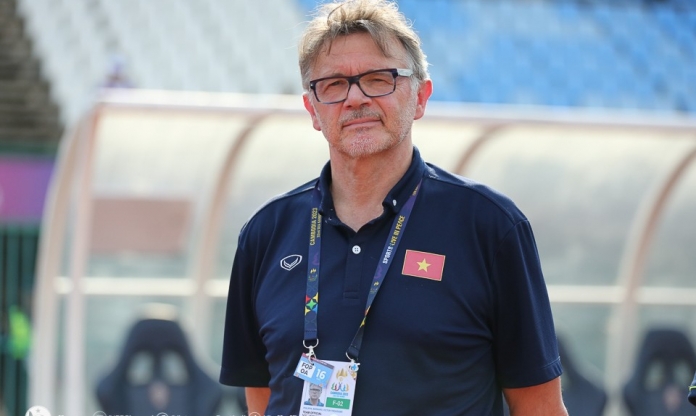 HLV Philippe Troussier nhận 'chỉ thị' mới từ LĐBĐ Việt Nam