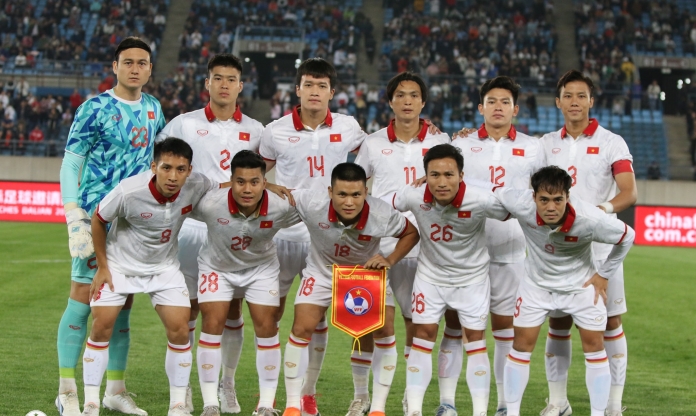 ĐT Việt Nam bị FIFA trừ số điểm lớn