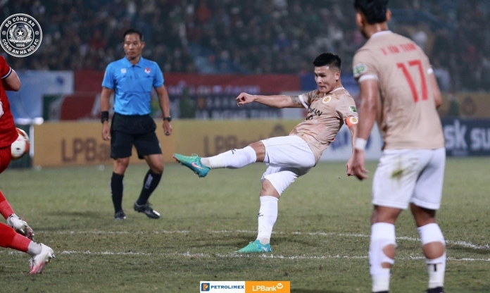 Quang Hải dẫn đầu thống kê ấn tượng, HLV Troussier phấn khởi