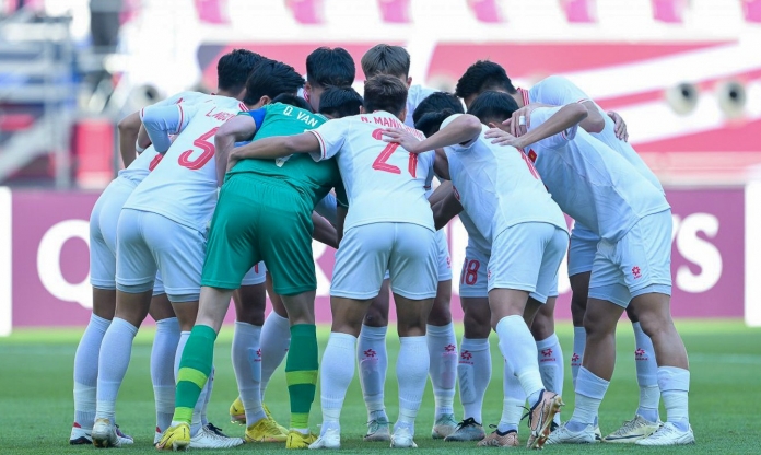 U23 Việt Nam họp gấp, HLV Hoàng Anh Tuấn có quyết định lạ