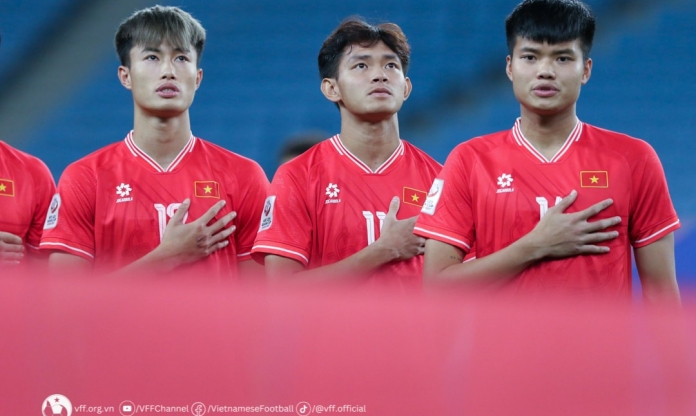 Tiền đạo U23 Việt Nam hỏng phạt đền, HLV nói gì?