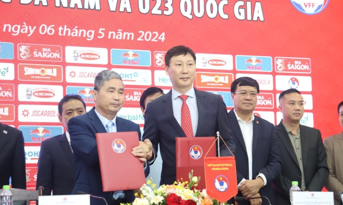 CĐM đồng loạt phản ứng khi HLV Kim Sang Sik chính thức dẫn dắt ĐT Việt Nam