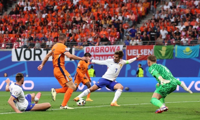 Vắng Mbappe, Pháp thoát thua trước Hà Lan