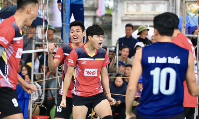 Bóng chuyền nam Biên Phòng oanh tạc các giải hội làng đầu năm Giáp Thìn