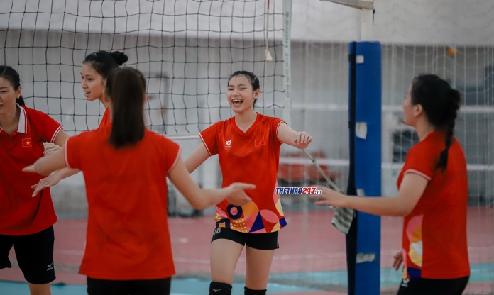 Hai đội tuyển bóng chuyền nữ Việt Nam tích cực tập luyện chuẩn bị cho các mục tiêu tương lai