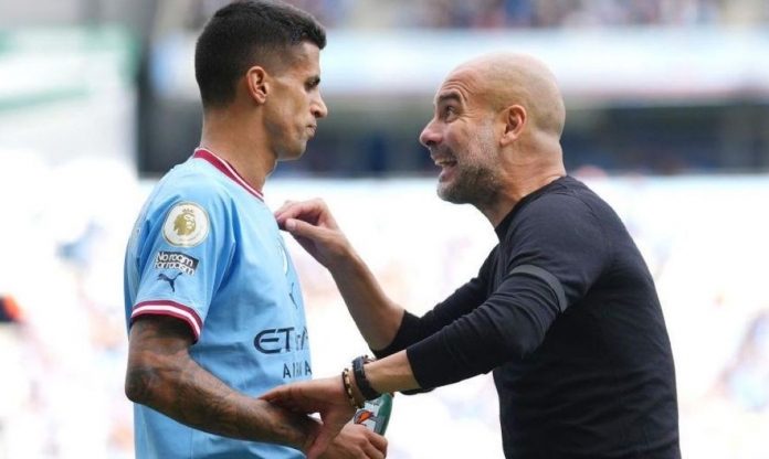Mâu thuẫn khó giảng hòa, Pep Guardiola vẫn dang tay chào đón Cancelo