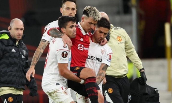Lisandro Martinez báo tin mừng cho MU