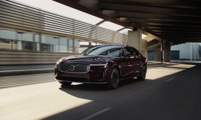 Volvo S90 2026 trình làng khách Việt: Tinh chỉnh thiết kế, giá rẻ hơn bản cũ