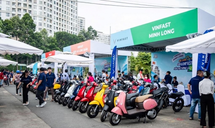 VinFast giao gần 235.000 xe máy, xe đạp điện trong 9 tháng đầu năm 2025