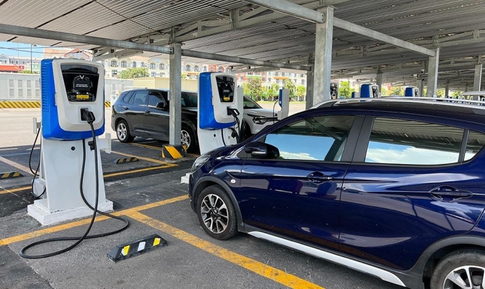 Trạm sạc xe điện bắt buộc lắp công tơ riêng theo quy định mới