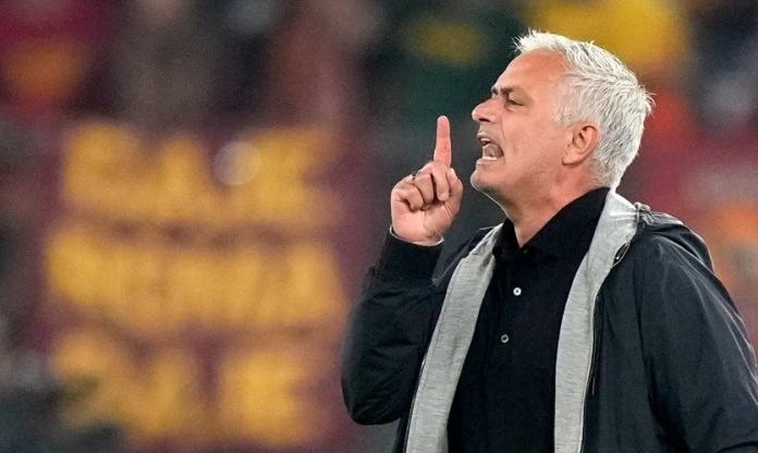 AS Roma vào tứ kết C2: Mourinho lượm 'trái ngọt' từ thuật Đắc nhân tâm