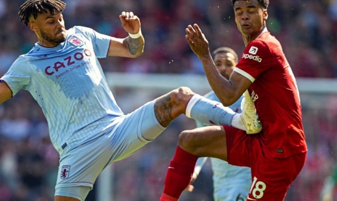 VAR phán quyết khó hiểu với pha xông phi khiến sao Liverpool đổ máu