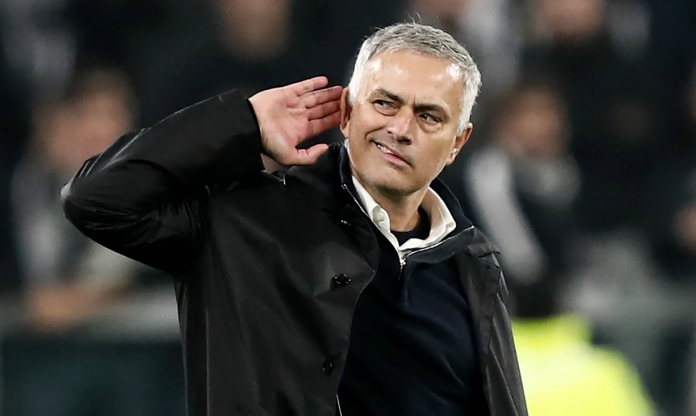 Mourinho lại dùng chiêu trò mê tín trước chung kết C2 cùng Roma