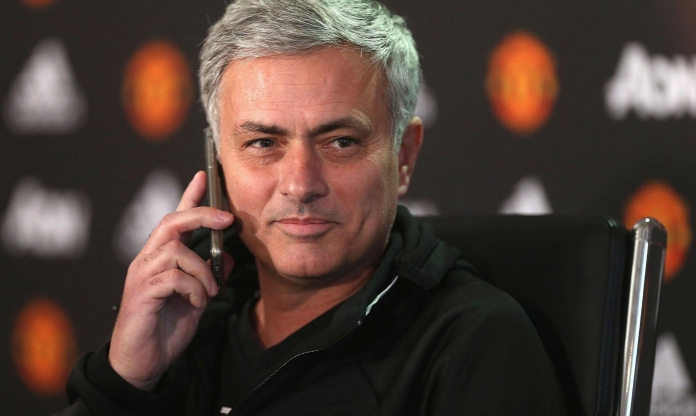 Không phải PSG, Mourinho đàm phán làm HLV lương cao nhất thế giới?