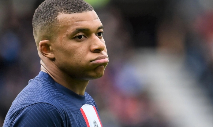 PSG hết nuông chiều, Mbappe lần đầu phải trả giá vì thói ngông cuồng