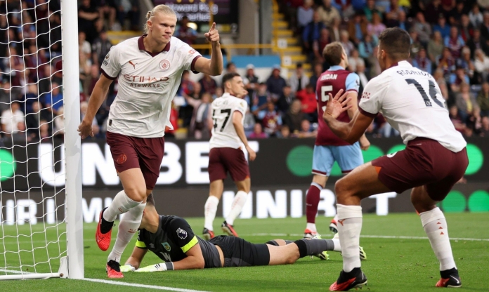 Haaland bùng nổ, Man City đánh chiếm ngôi đầu Ngoại hạng Anh
