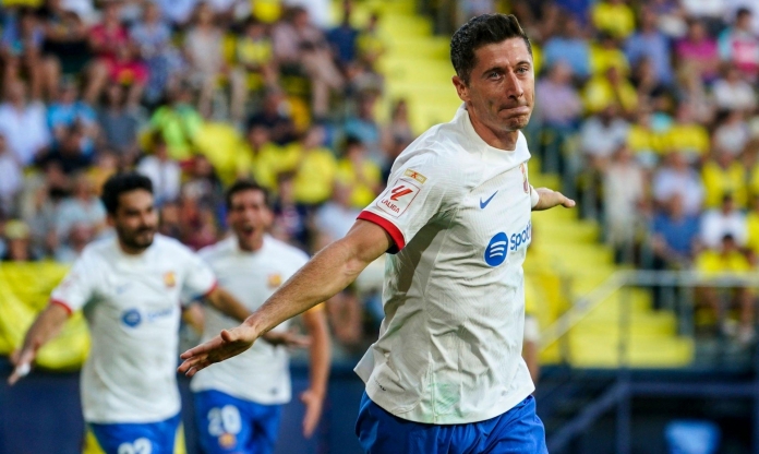 Rượt đuổi điên rồ 7 bàn thắng, Barca áp sát Real Madrid tại La Liga