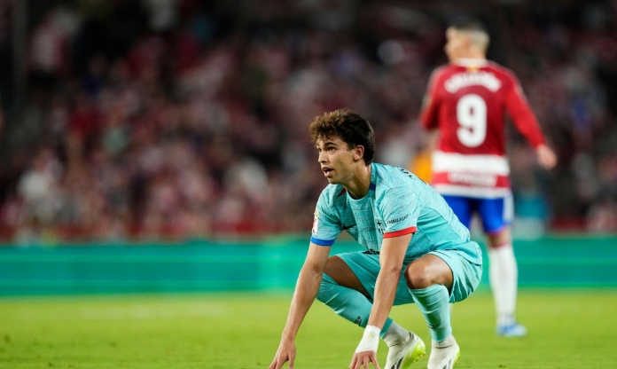 VAR không cứu phút cuối, Barca hụt hơi trước Real Madrid ở La Liga