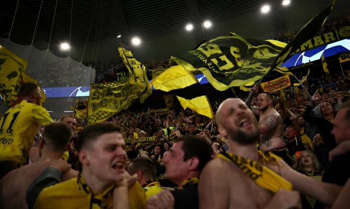 CĐV Dortmund ăn mừng chiến tích lọt vào chung kết C1