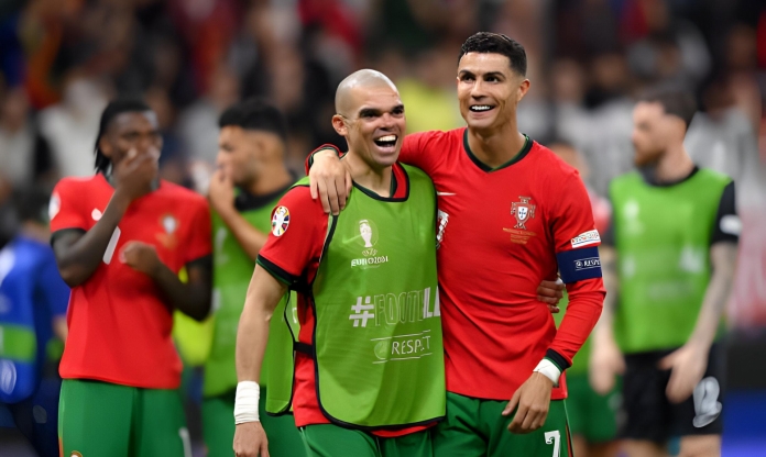 Ronaldo trượt pen, Bồ Đào Nha vẫn có vé vào tứ kết Euro 2024