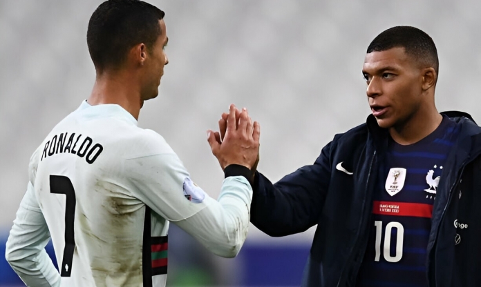 Mbappe: 'Cristiano Ronaldo là độc nhất vô nhị'