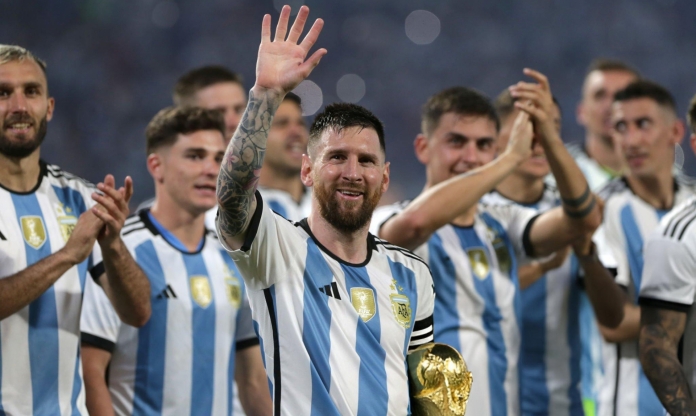 Messi cùng Argentina đi vào lịch sử FIFA