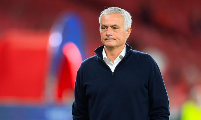 Thua liên tiếp tại Champions League, Mourinho nguy cơ bị sa thải