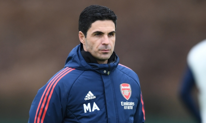 Chỉ cần ngỏ lời, Arsenal sẽ có được chữ ký của 'fan cứng HLV Wenger'