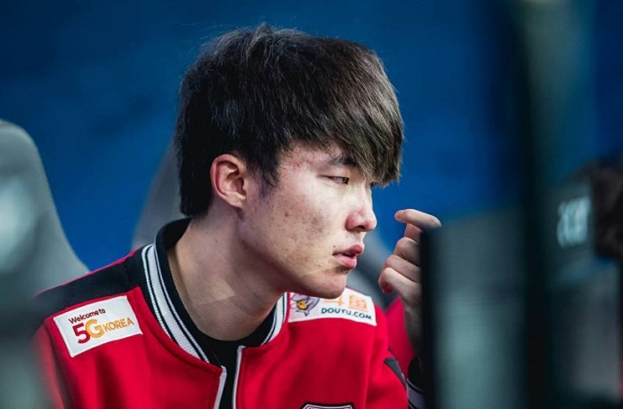 LMHT: Faker không còn là con 'quái vật' đường giữa 
