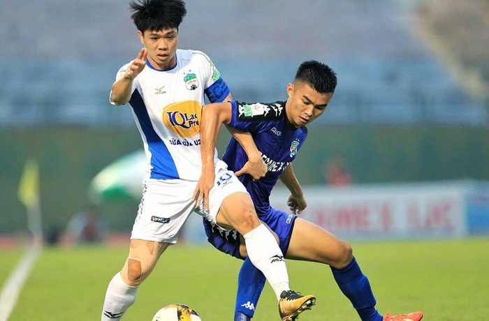 Sau Văn Thanh, đến lượt Công Phượng khiến NHM lo lắng