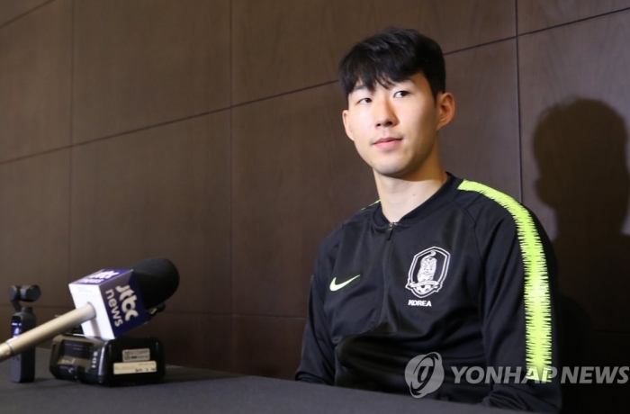 Son Heung Min: 'Tôi sẽ đoạt Cúp trước khi trở về Tottenham'
