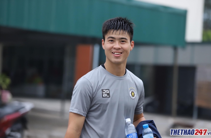 Duy Mạnh: 'Tôi chưa nghĩ đến chuyện được gọi trở lại ĐTQG'