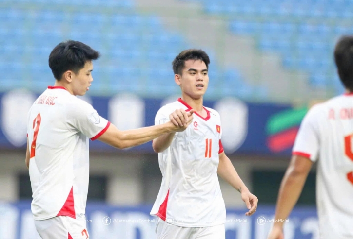 Thắng đậm Lào, đội trưởng U23 Việt Nam nghĩ tới chức vô địch