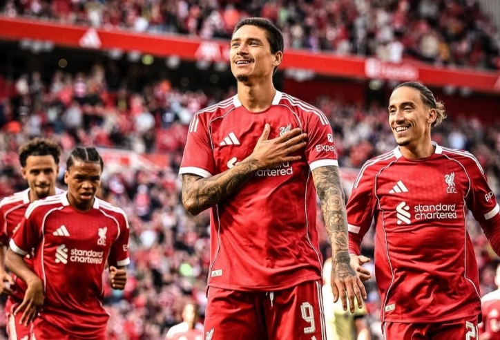 Darwin Nunez bất ngờ trở thành 'vua phá lưới' Liverpool