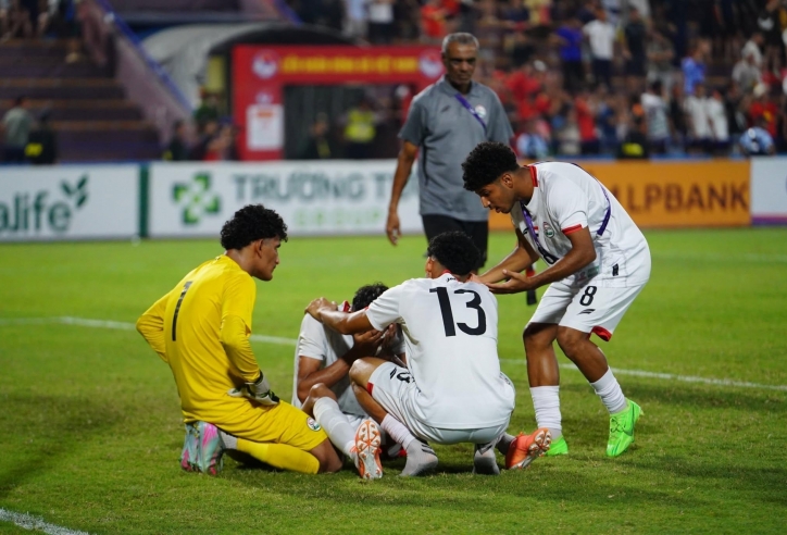 Các cầu thủ U23 Yemen bật khóc khi thua U23 Việt Nam