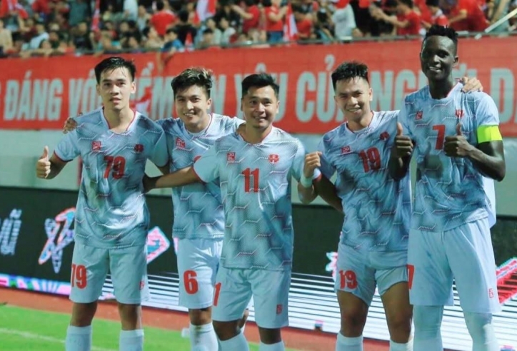 Cựu tiền vệ Việt kiều của U23 Việt Nam tiết lộ lý do giải nghệ