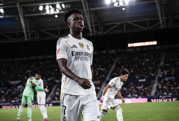 Rõ lý do khiến Vinicius vẫn chưa gia hạn hợp đồng với Real Madrid