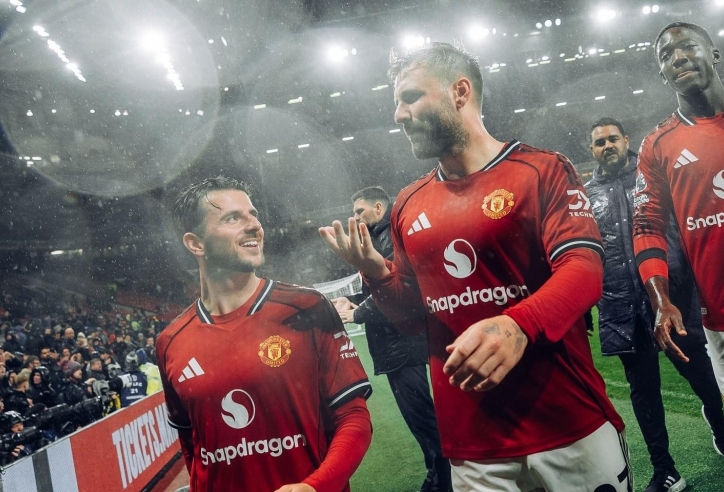 Chuyển nhượng MU 24/10: Đàm phán với trung vệ kỷ lục, Toni Kroos mới được nhắm đến