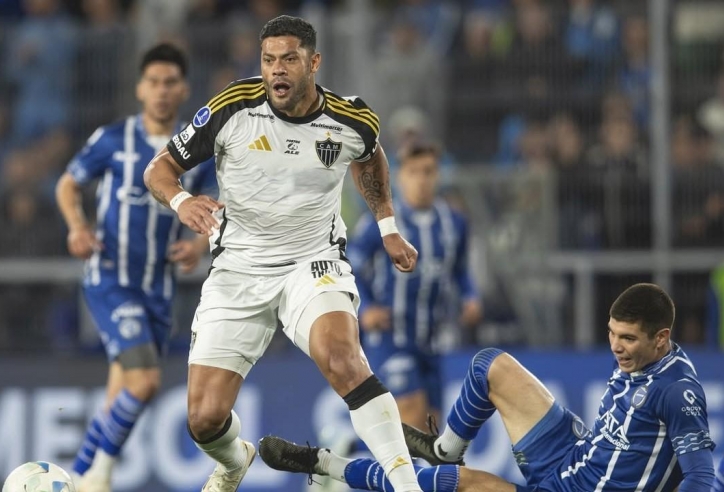 CHÍNH THỨC: 'Người khổng lồ' chạm mốc 500 bàn thắng trong sự nghiệp