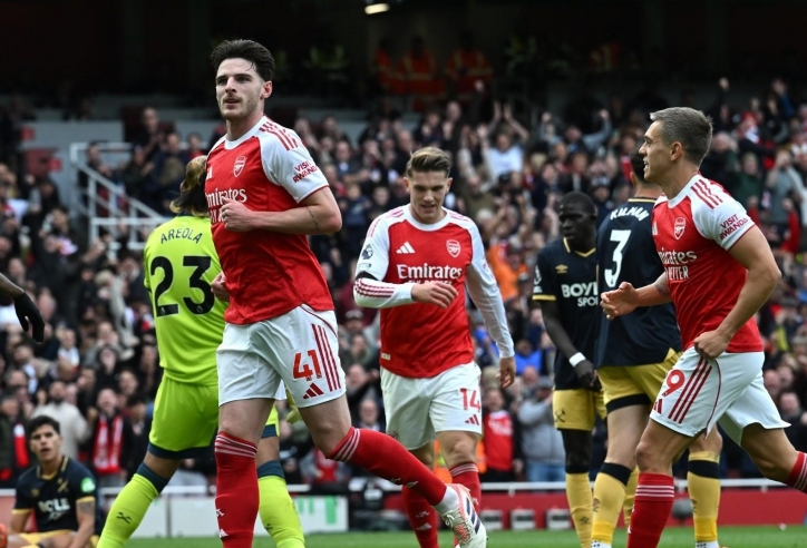 Lộ diện cầu thủ đã thay đổi hoàn toàn Arsenal trong mùa giải này