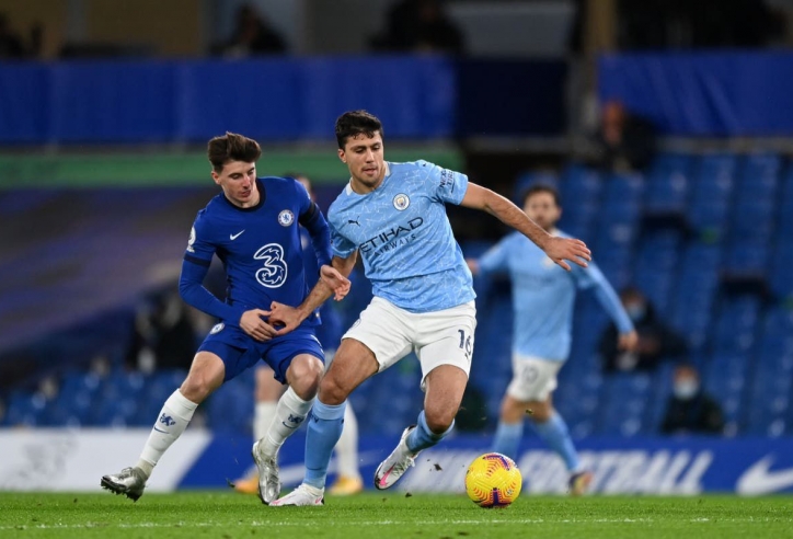 Chung kết Champions League có thể diễn ra ở Anh?