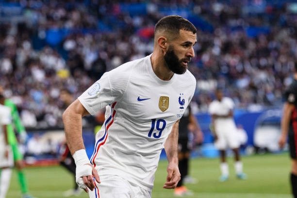 Đội tuyển Pháp hội quân: Giroud lên tuyển, Benzema ‘ngồi nhà xem TV’