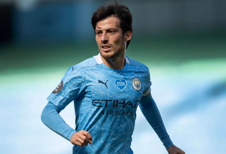 Cầu thủ được Man City dựng tượng bị phạt nặng vì hành hung phụ nữ