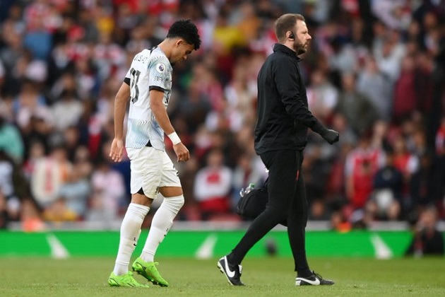 Liverpool nhận tin dữ, chính thức hóa ‘bệnh viện dã chiến’